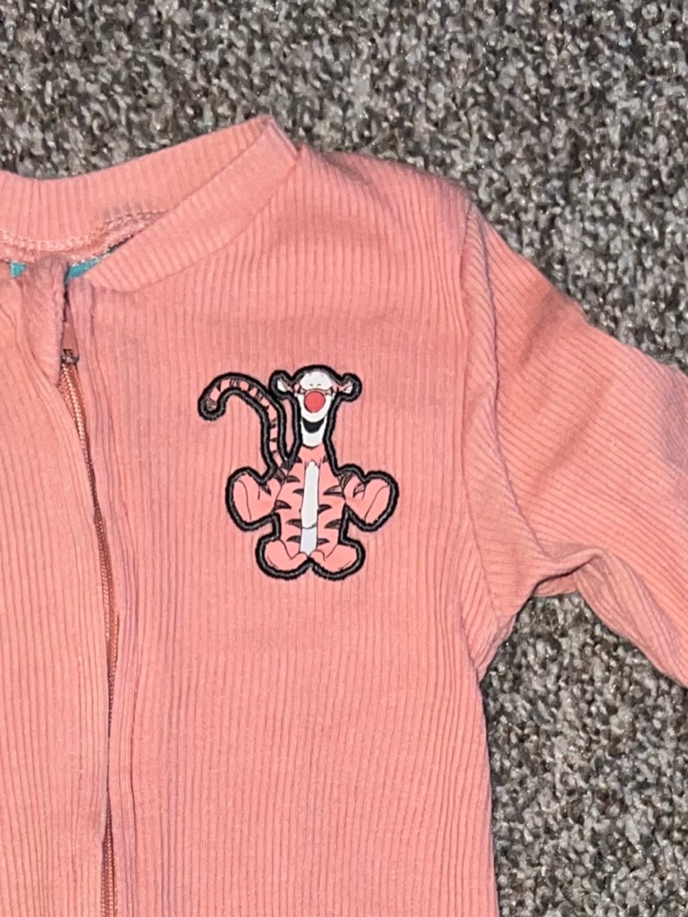 Tiger Winnie the poo  6-9 months girls size 9 Months outfit summer make a bundle - Picture 2 of 2